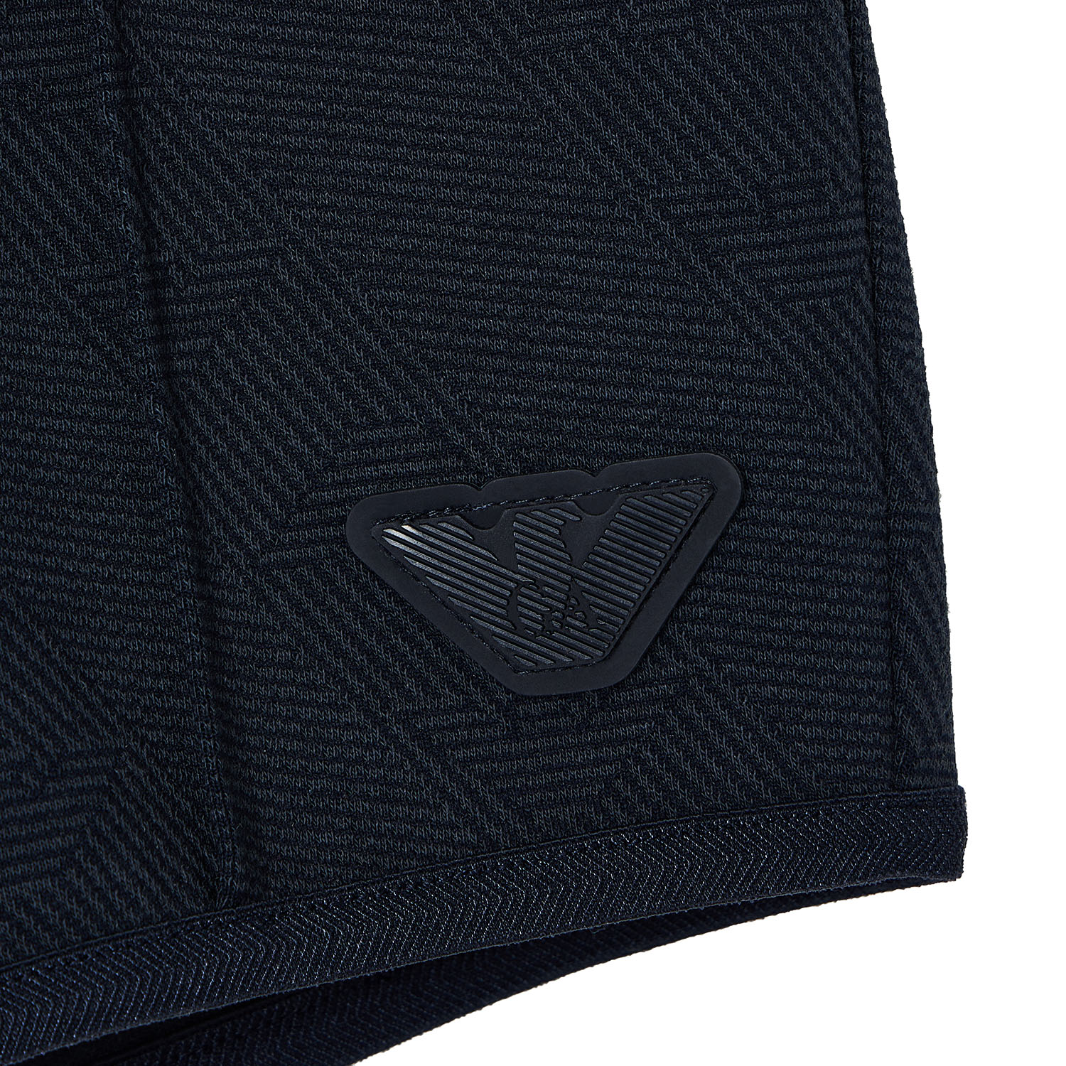 EB001121AF20698_UB118